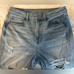 American Eagle light wash Mom straight stretch jeans